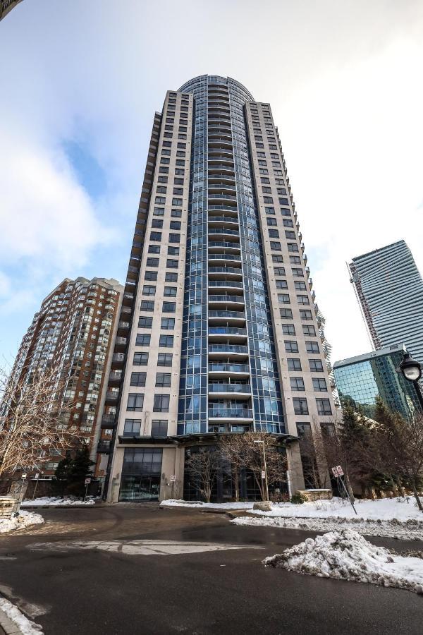 Luxury Apartments In Mississauga Exterior foto