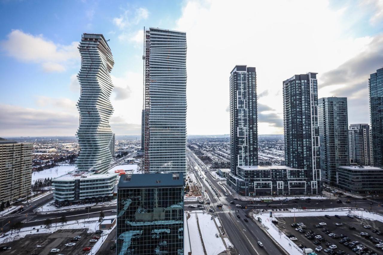 Luxury Apartments In Mississauga Exterior foto